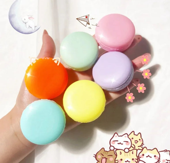 3 Mini multi Cupcake shape lip balm Smooth moist fruit.